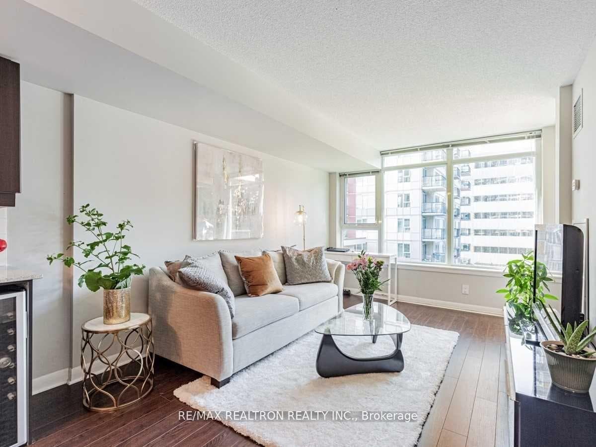 190 Borough Drive Unit 1101 photo 15