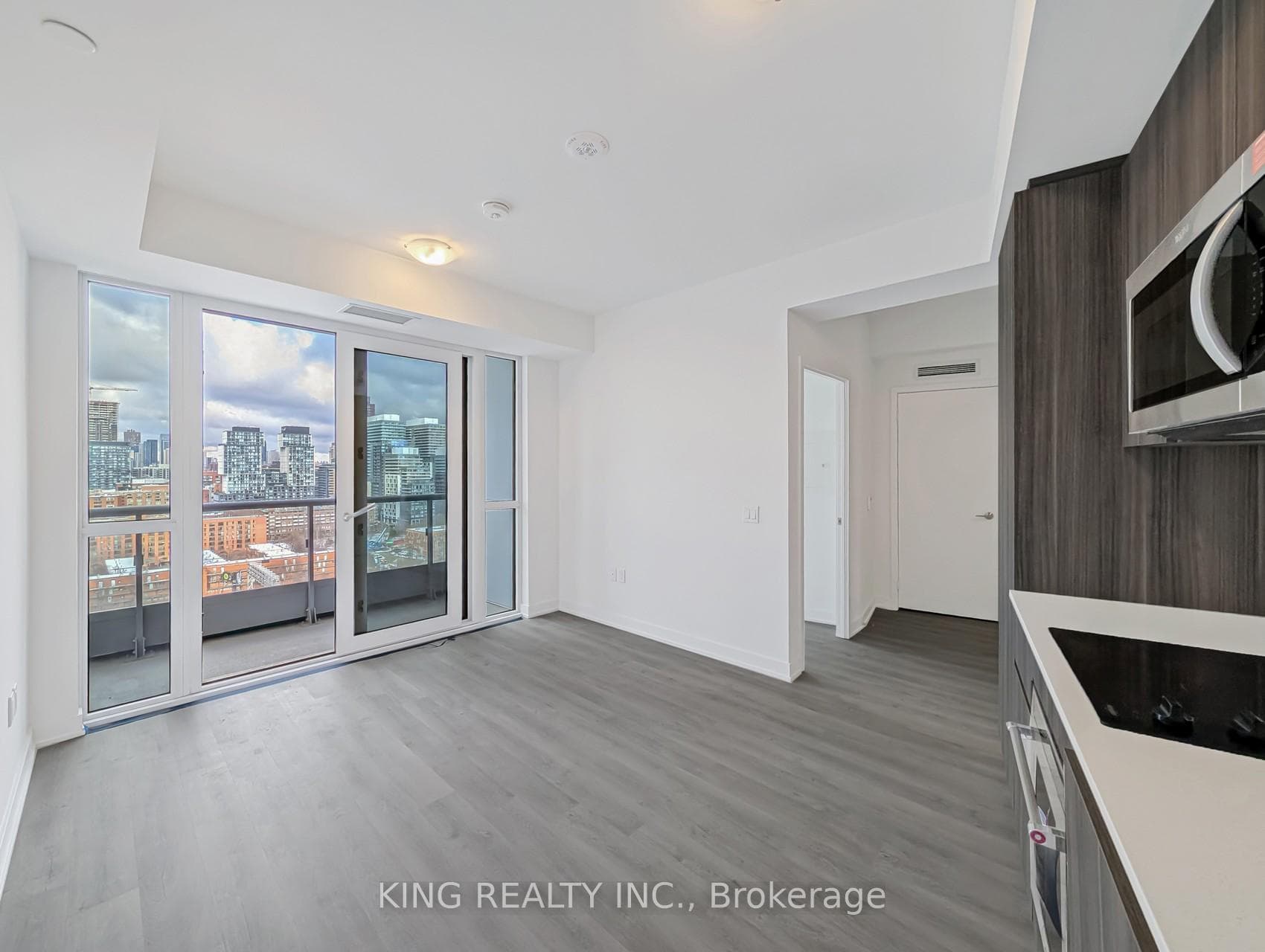15 Richardson Street Unit 1701 photo 10