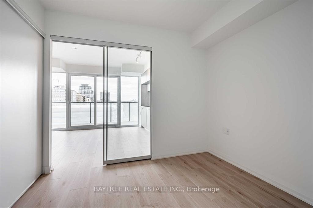 99 Foxbar Road Unit 1606 photo 14