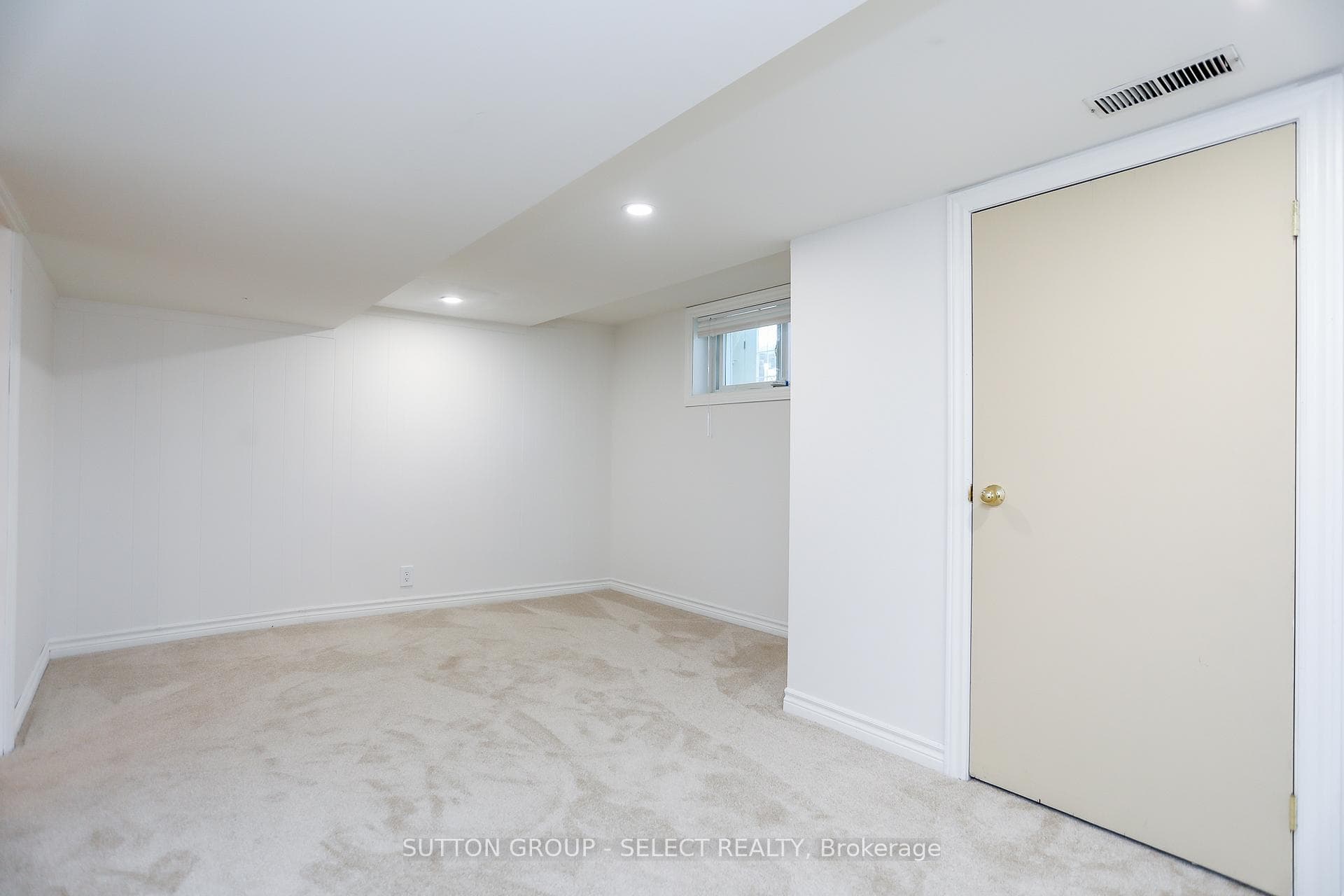 1866 Avalon Street photo 32
