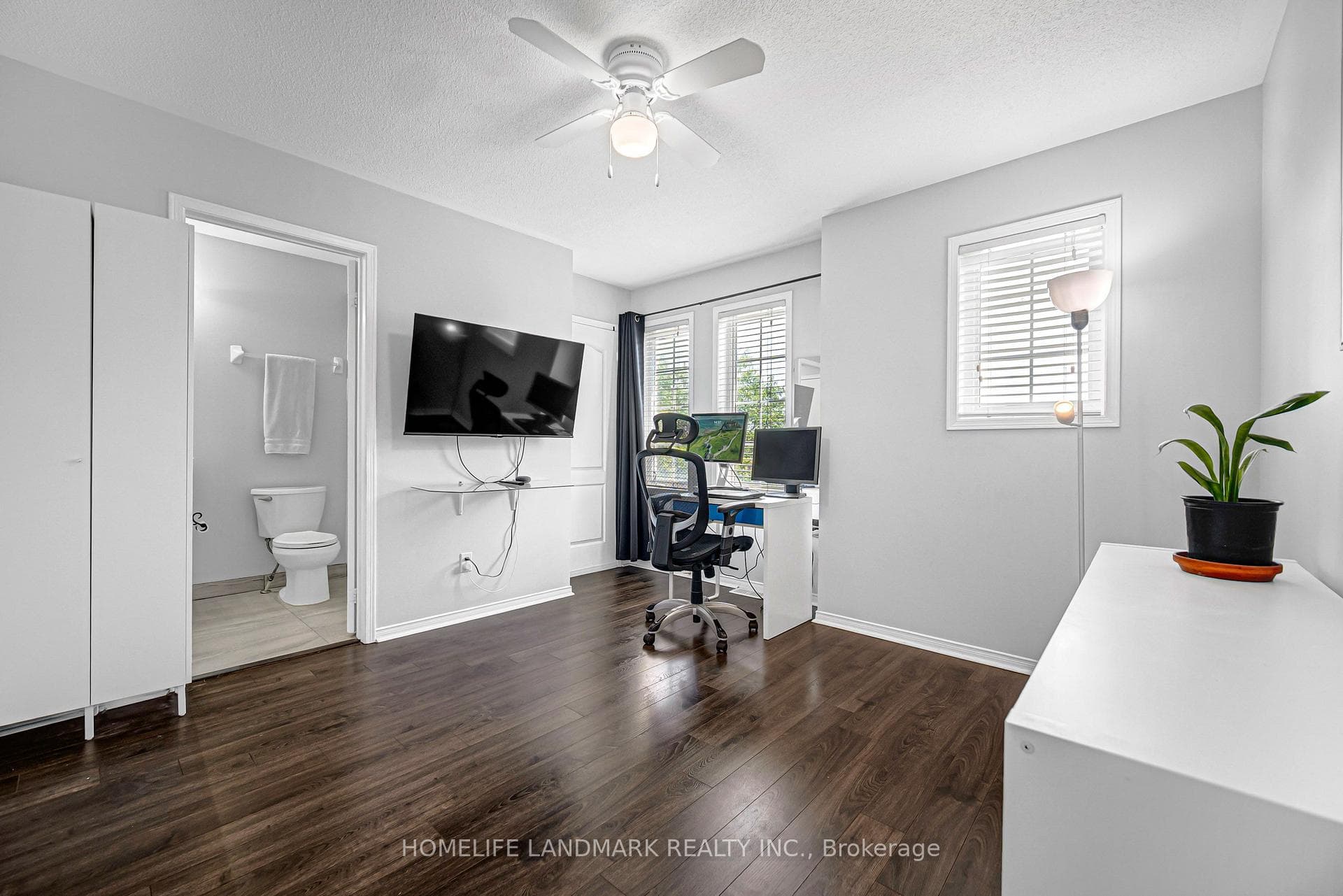 293 Murray Ross Parkway photo 30