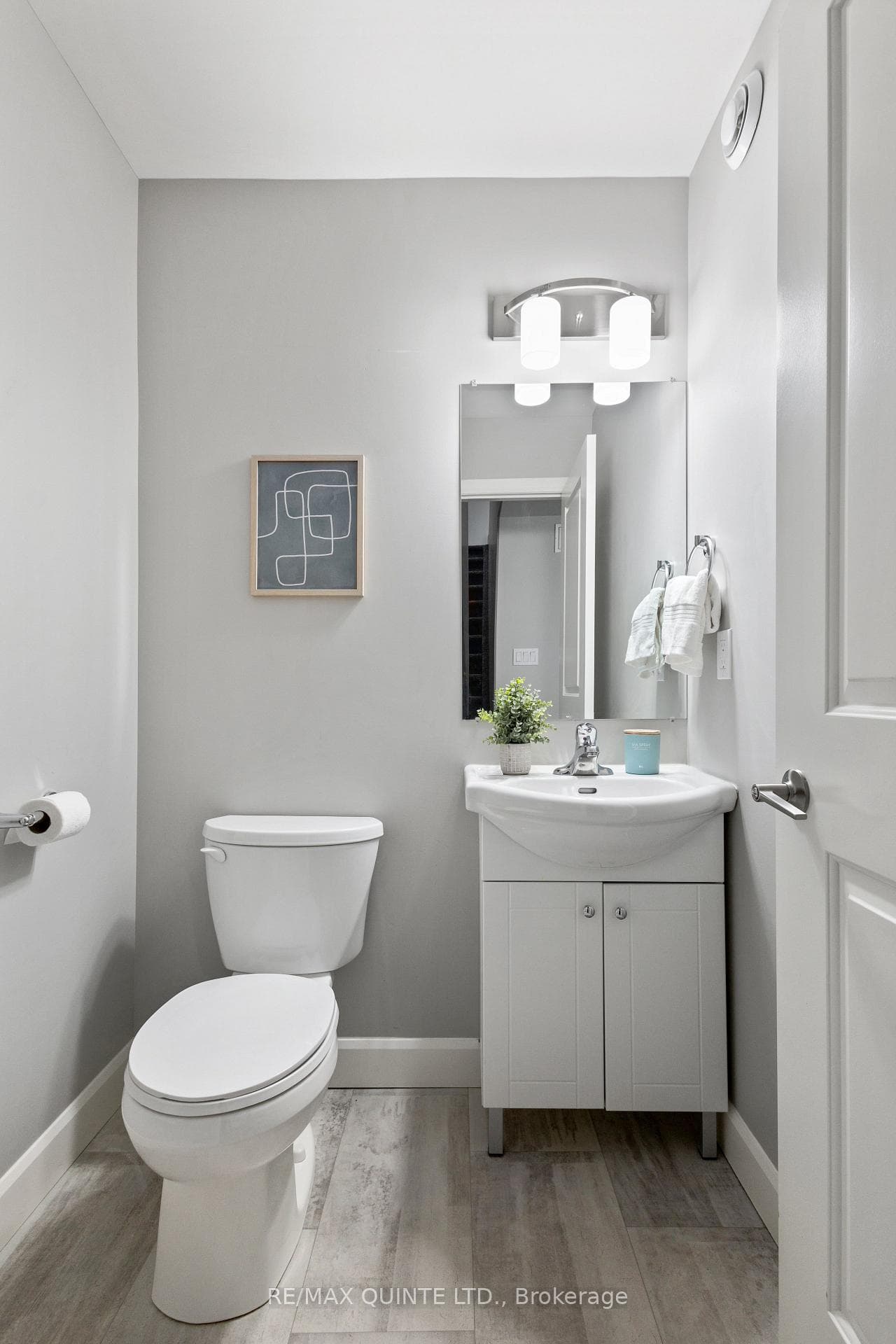 35 Dewal Place photo 14