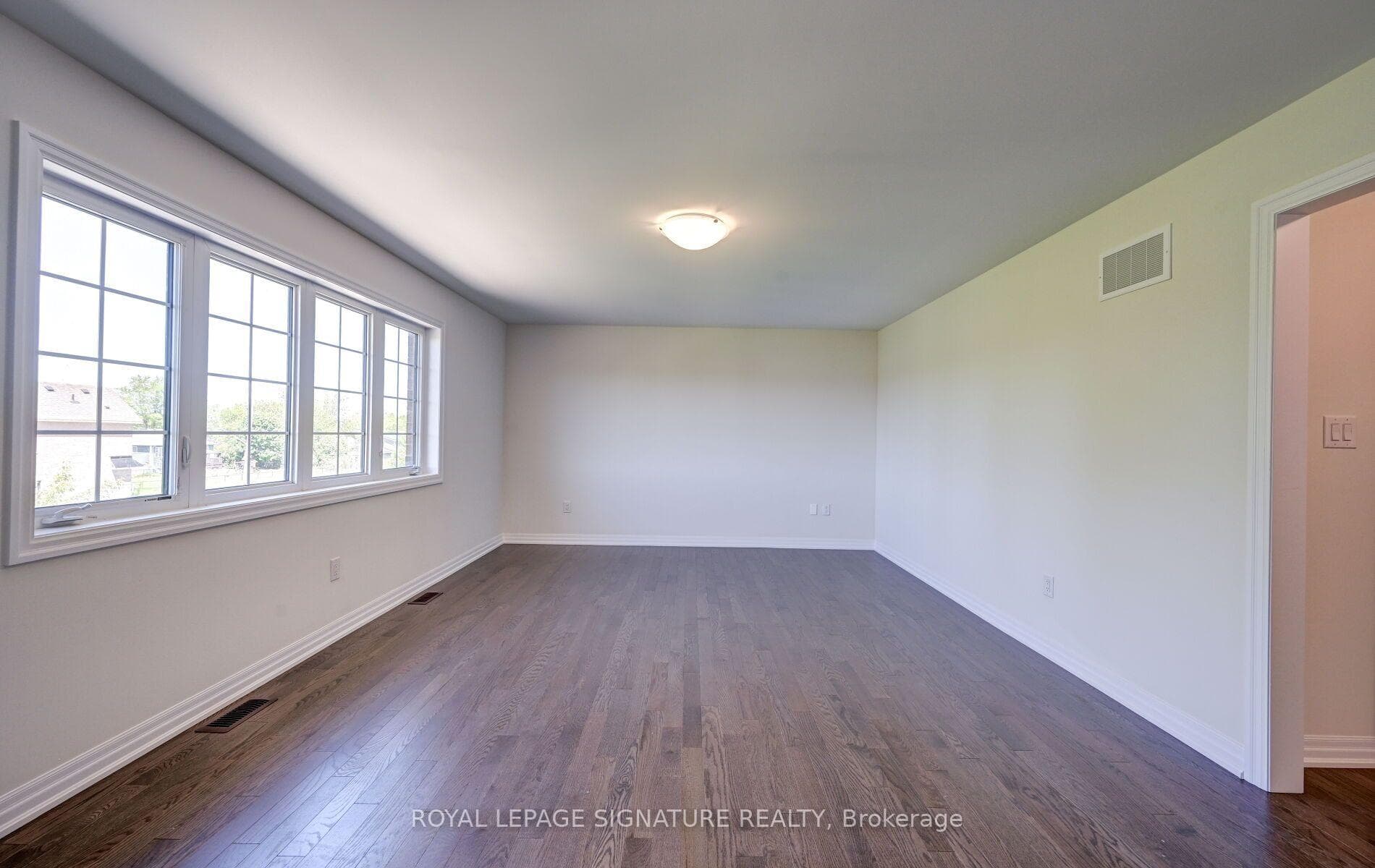 205 Warden Street photo 24