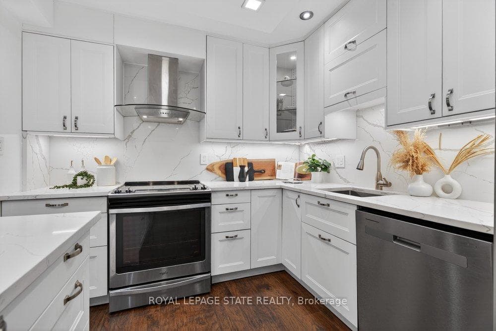 610 Barton Street Unit 46 photo 20