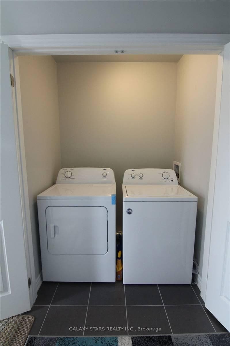 15 Tegan Court photo 25