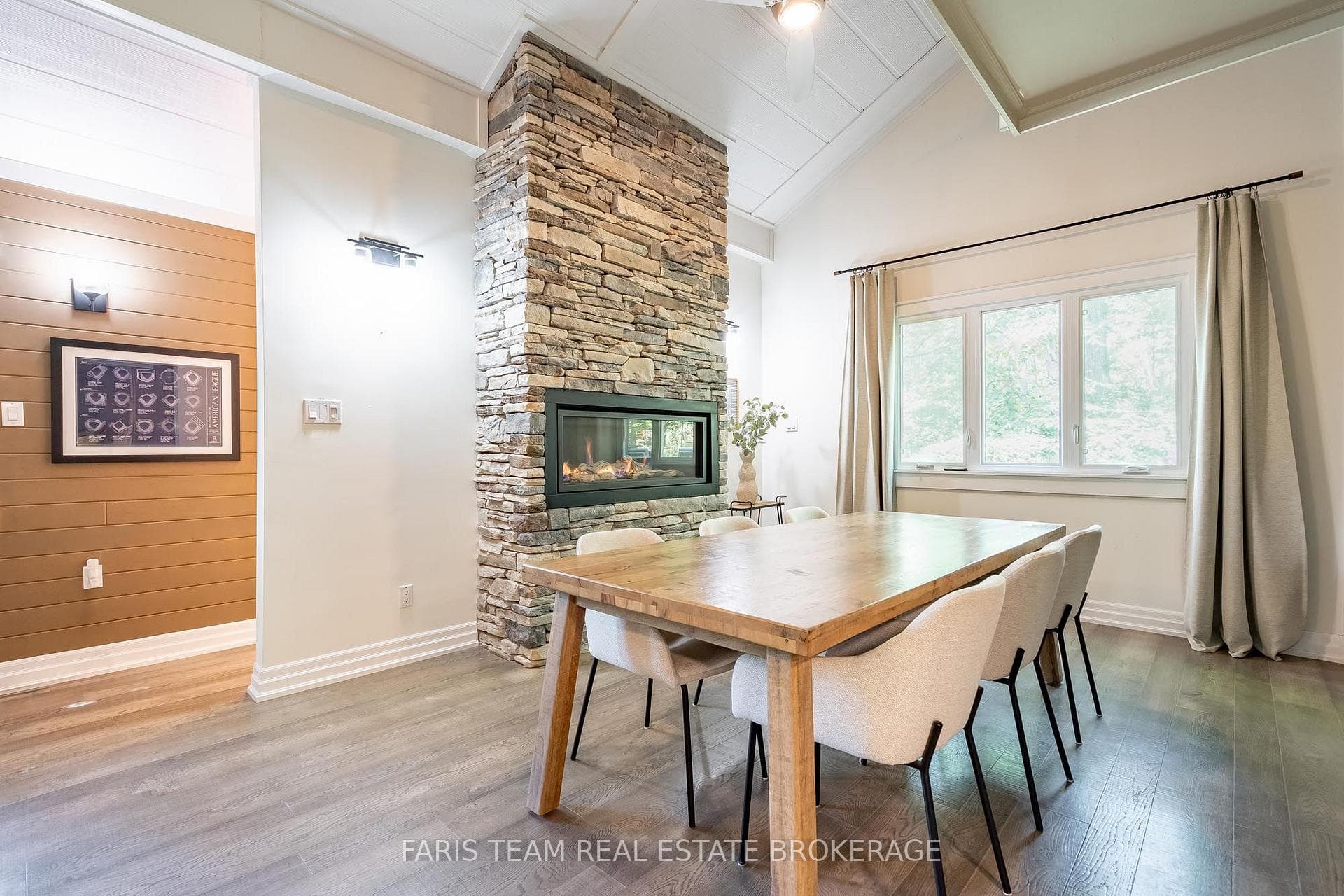 49 Huronwoods Drive photo 11