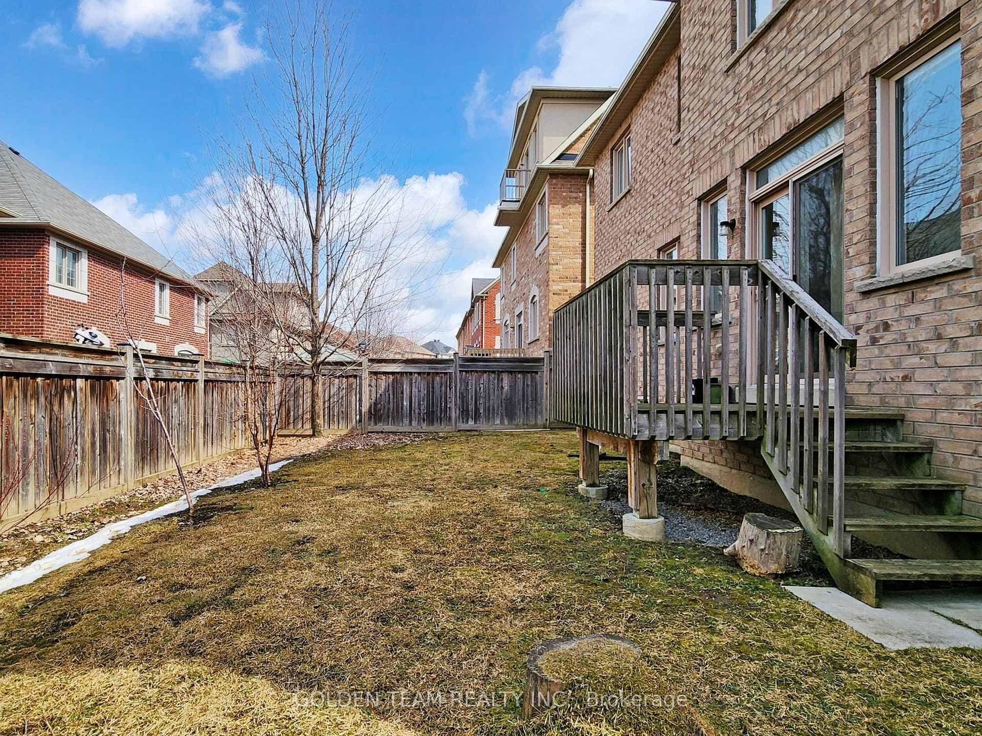 939 Memorial Circle photo 50