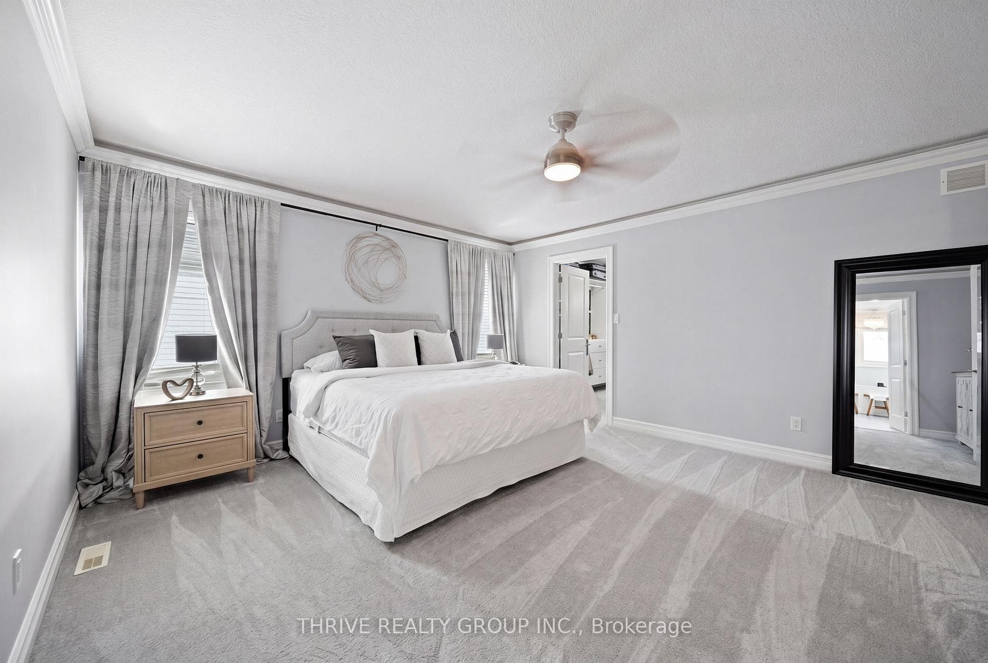 944 Collins Drive photo 26