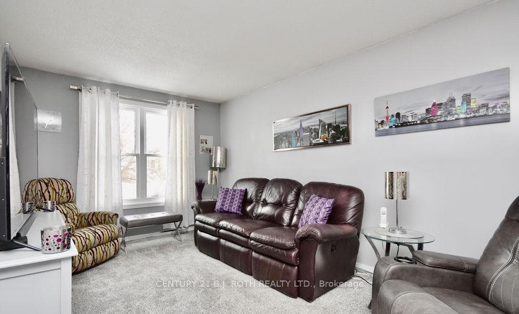 47 D'ambrosio Drive photo 4