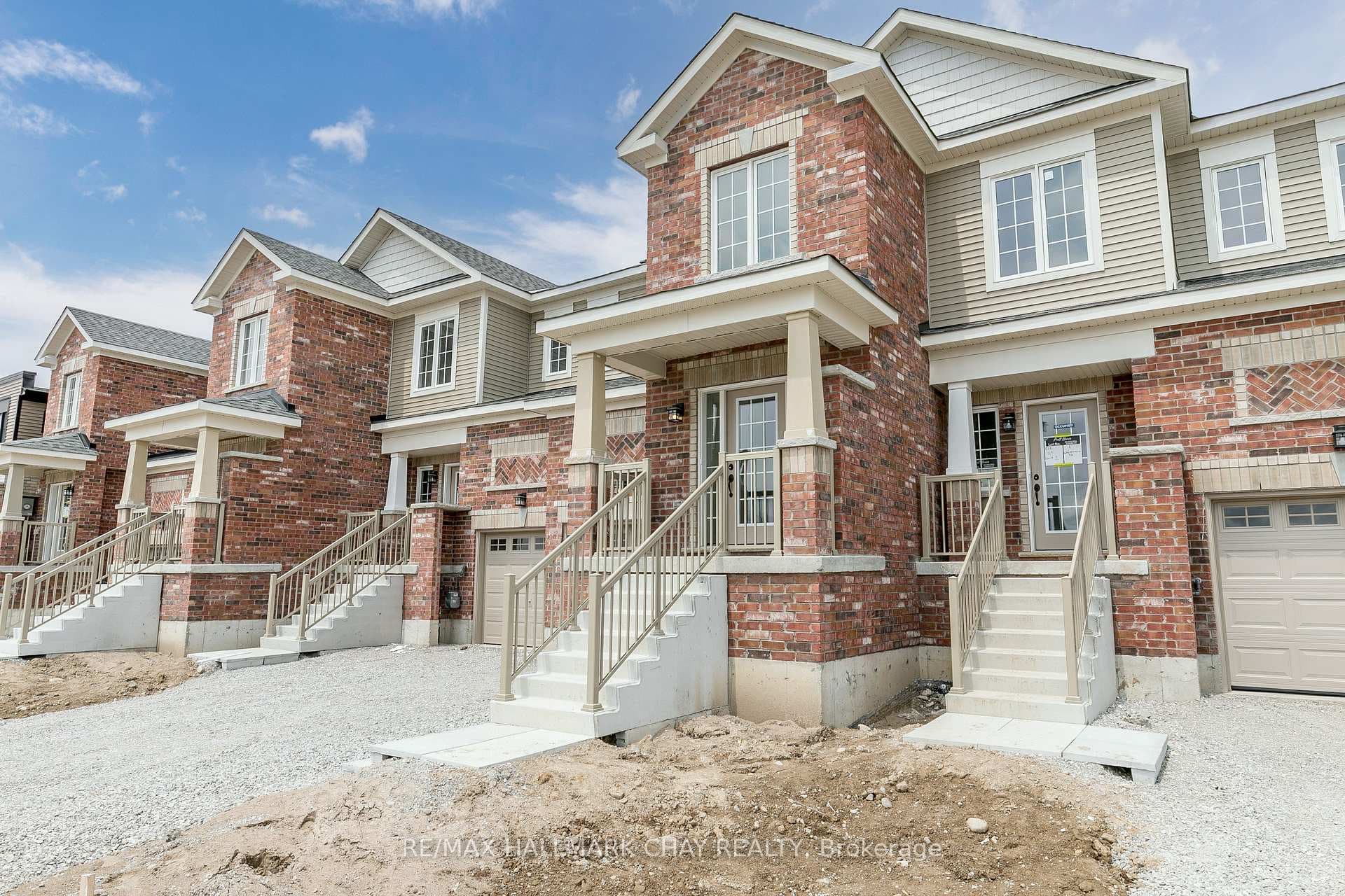 8 WHEATFIELD Road photo 3