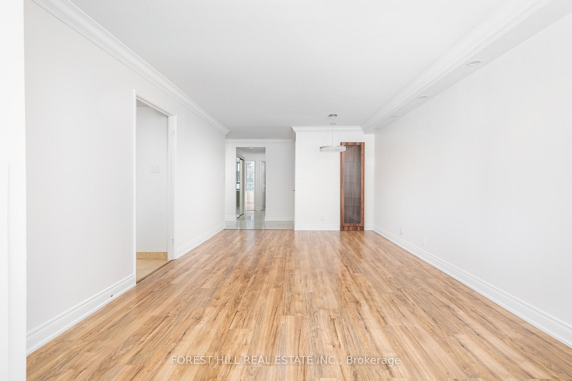 44 Gerrard Street Unit 1401 photo 9