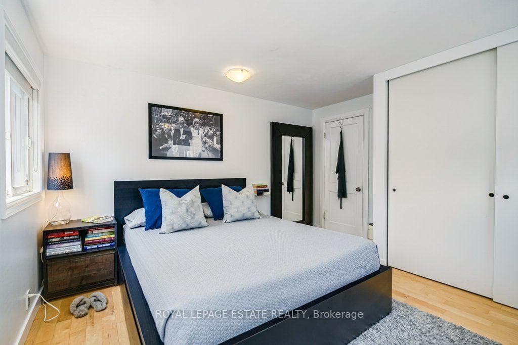 82 August Avenue photo 16