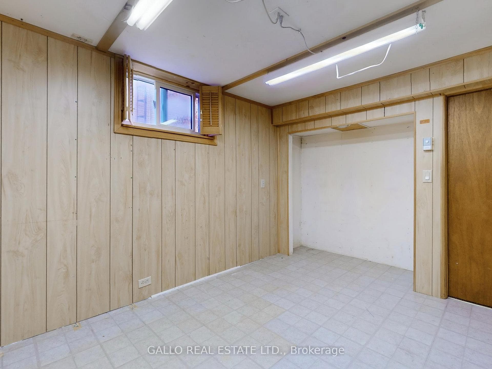 46 Fairview Avenue photo 27