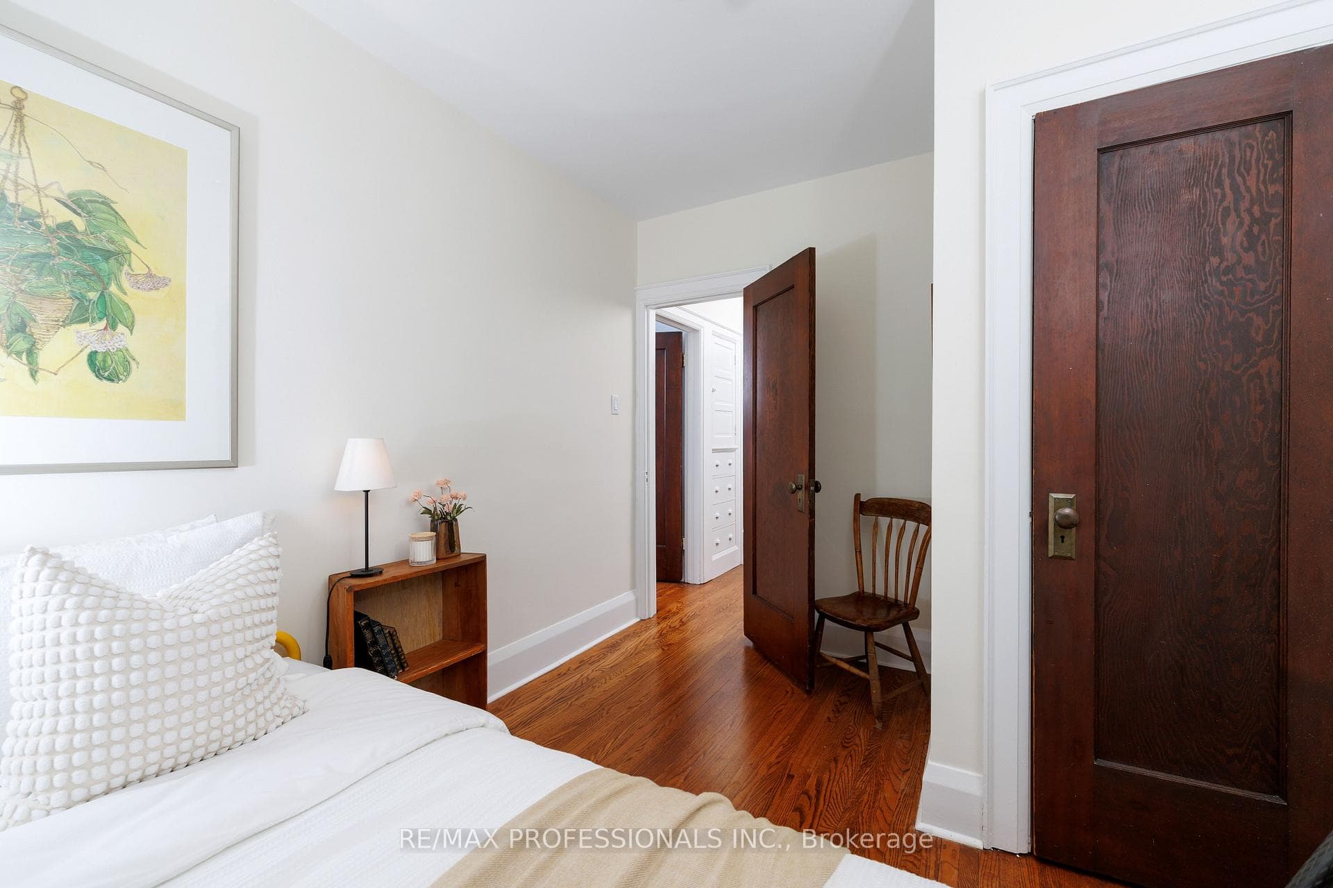 217 Humbercrest Boulevard photo 26