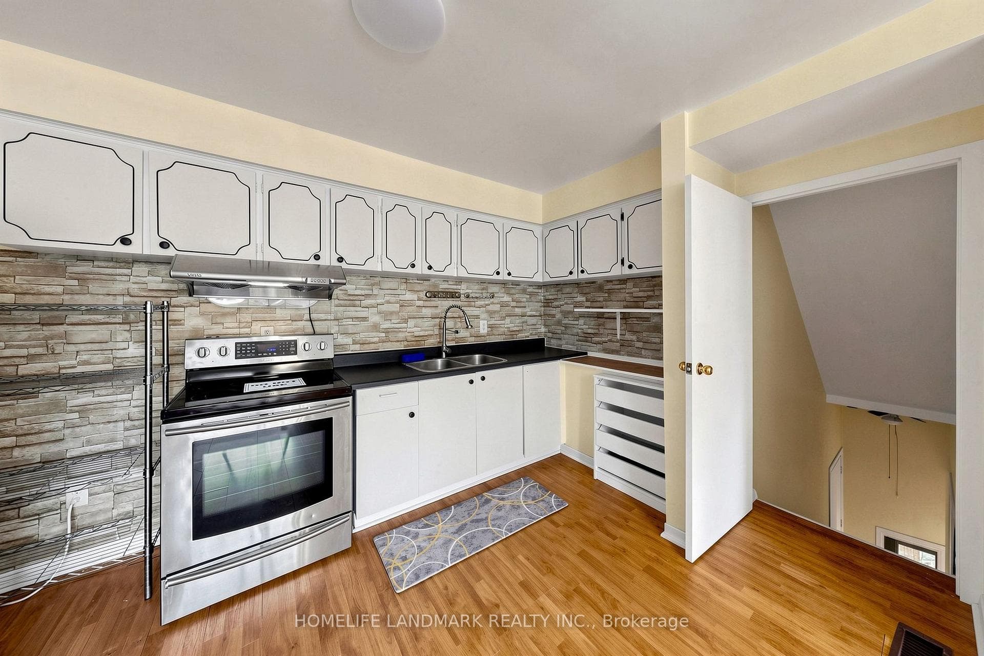 61 Ardglen Drive Unit 6 photo 20