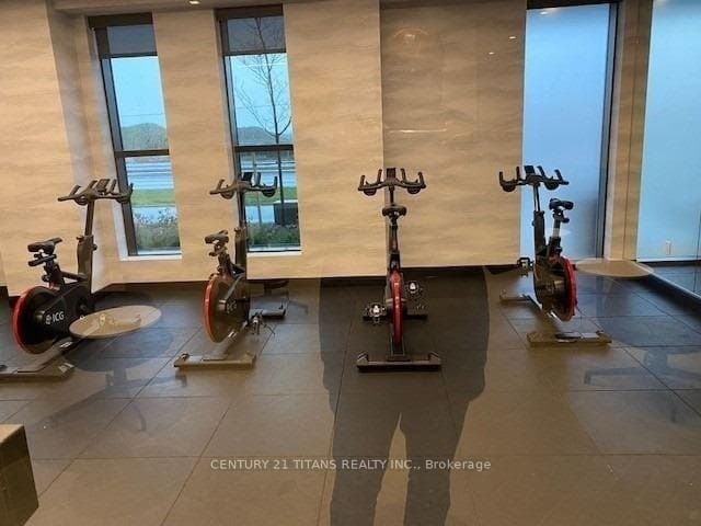 2550 Simcoe Street Unit 1406 photo 6