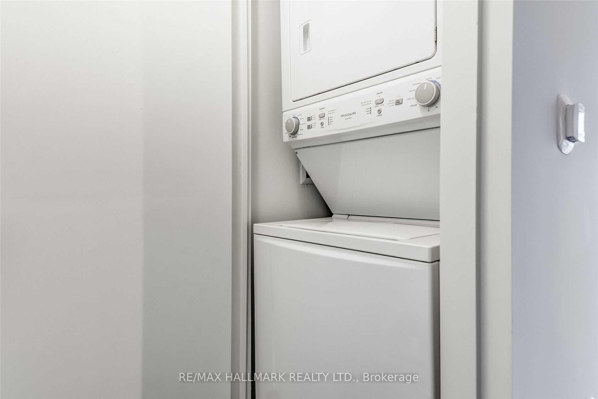 1480 Bayly Street Unit 1413 photo 25