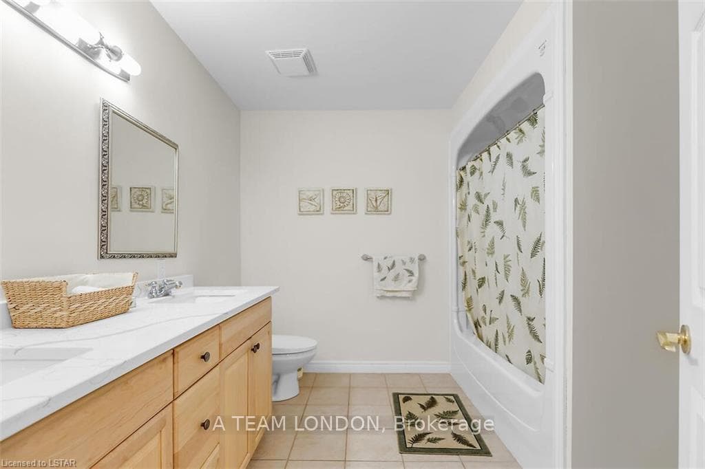 206 Ambleside Drive photo 31