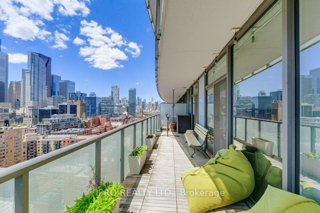 1 Market Street Unit 1710 photo 28