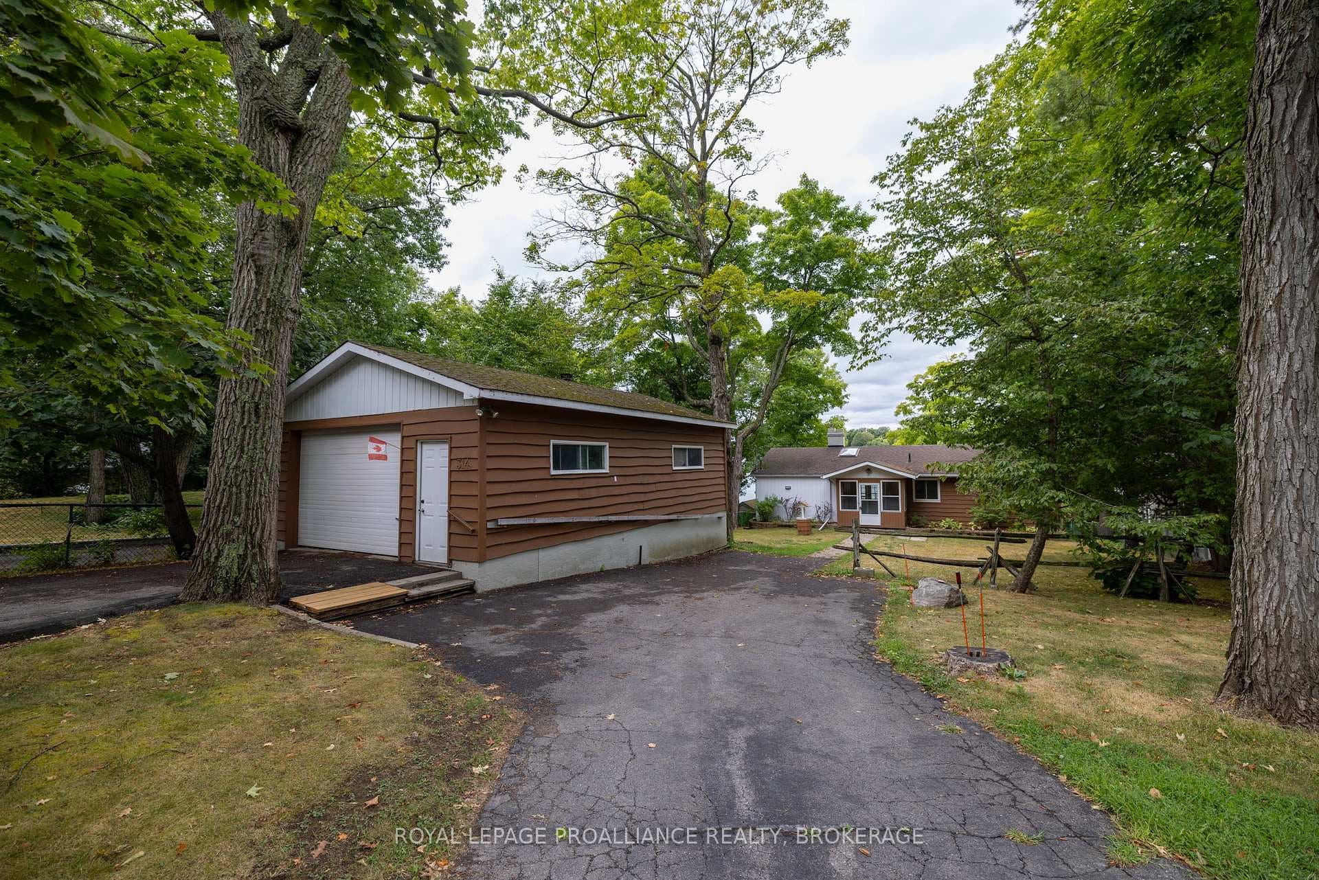 314 Nicholson Point Road photo 30