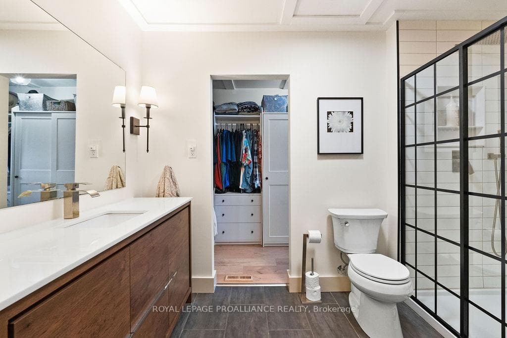 92 St. Lawrence Street photo 14