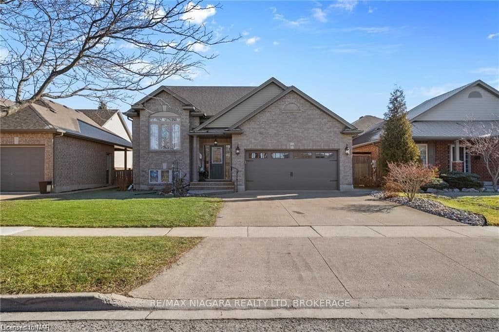 44 VANSICKLE Road photo 1