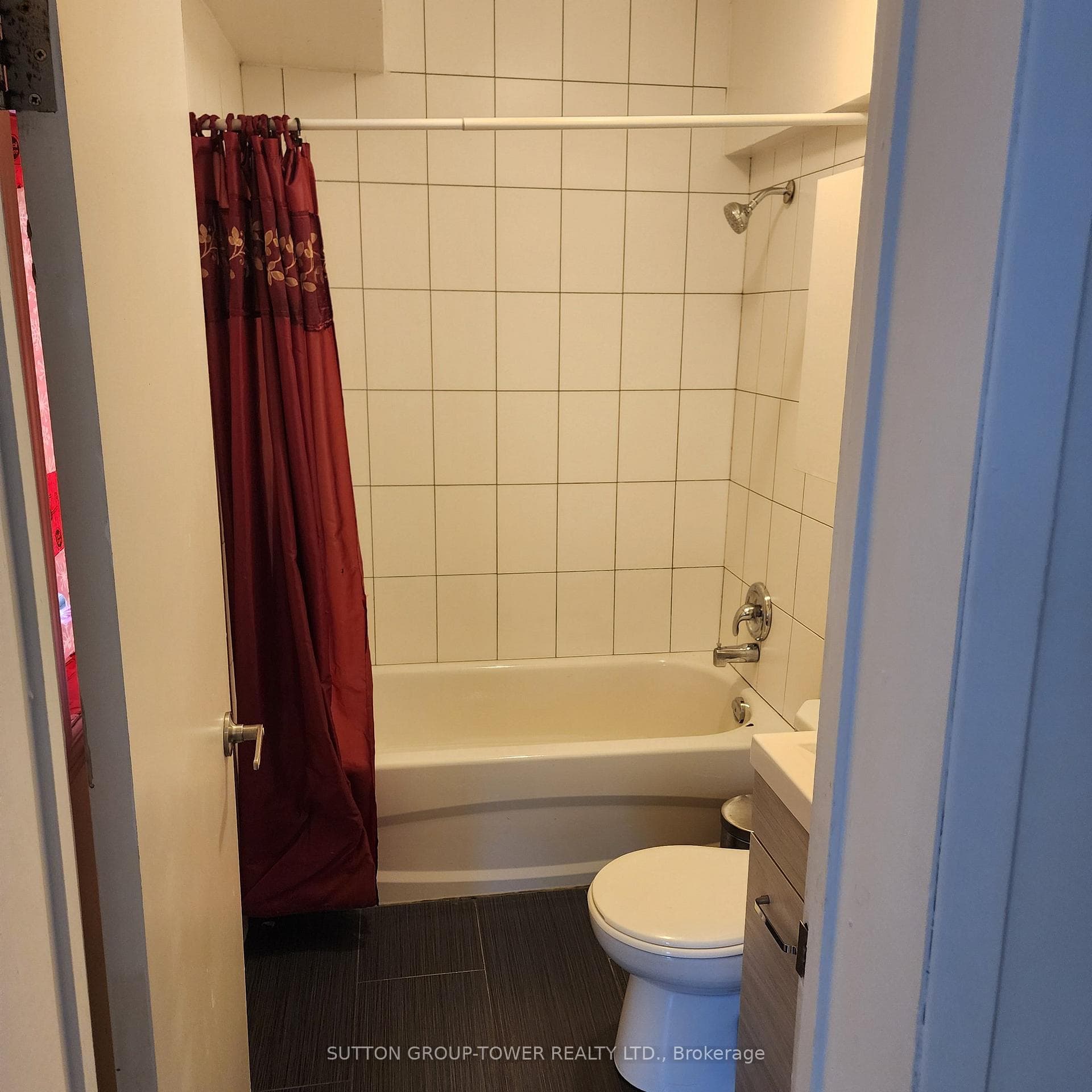 16 Russett Avenue photo 6