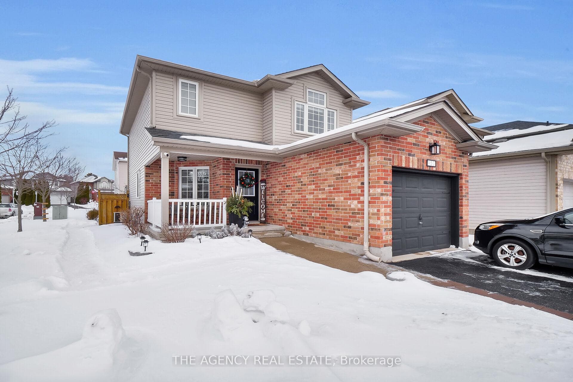 950 Blythwood Road photo 1