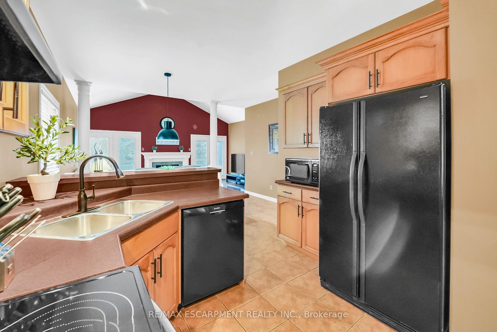 169 Central Avenue photo 8