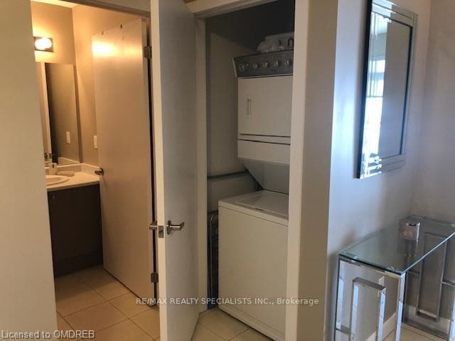 2486 OLD BRONTE Road Unit 705 photo 9