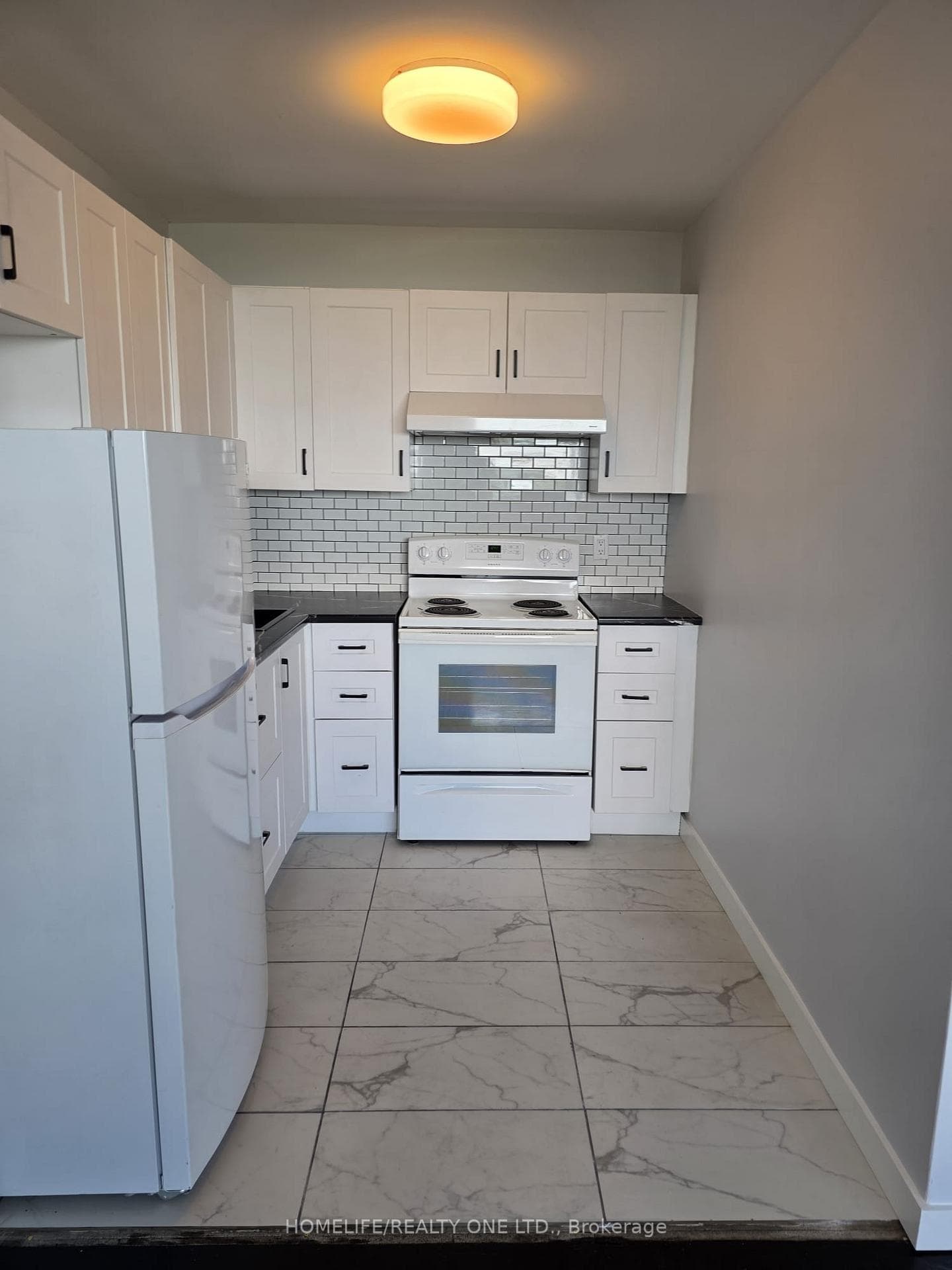 40 Homewood Avenue Unit 2010 photo 7