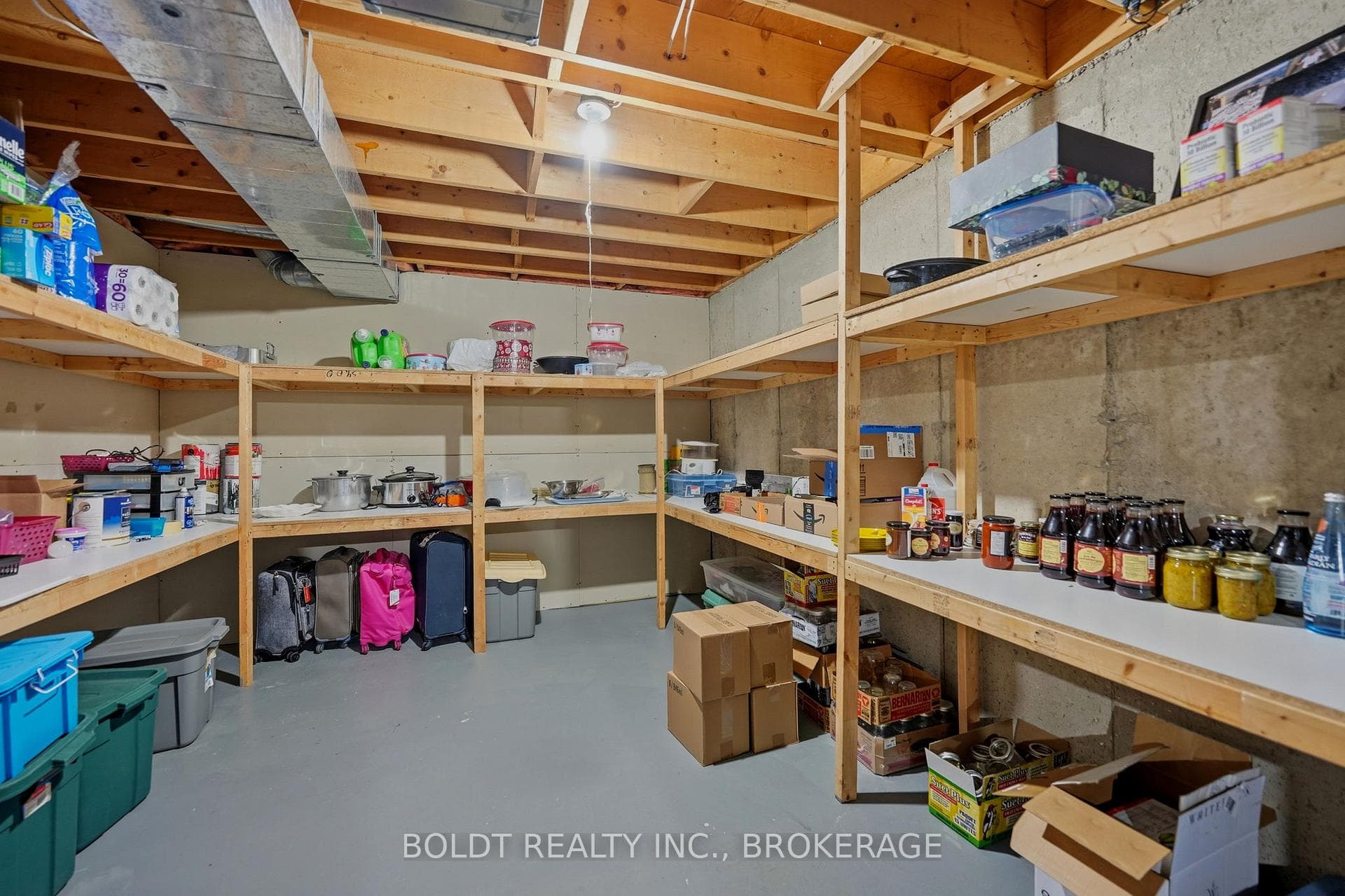 77 Erion Road Unit 14 photo 33