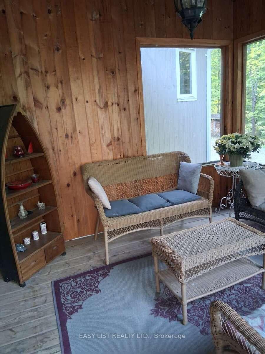 175 Old Man's Lake Lane photo 32