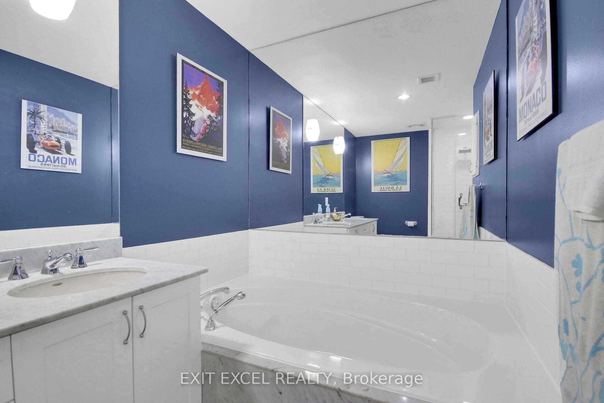 700 Sussex Drive Unit 309 photo 20