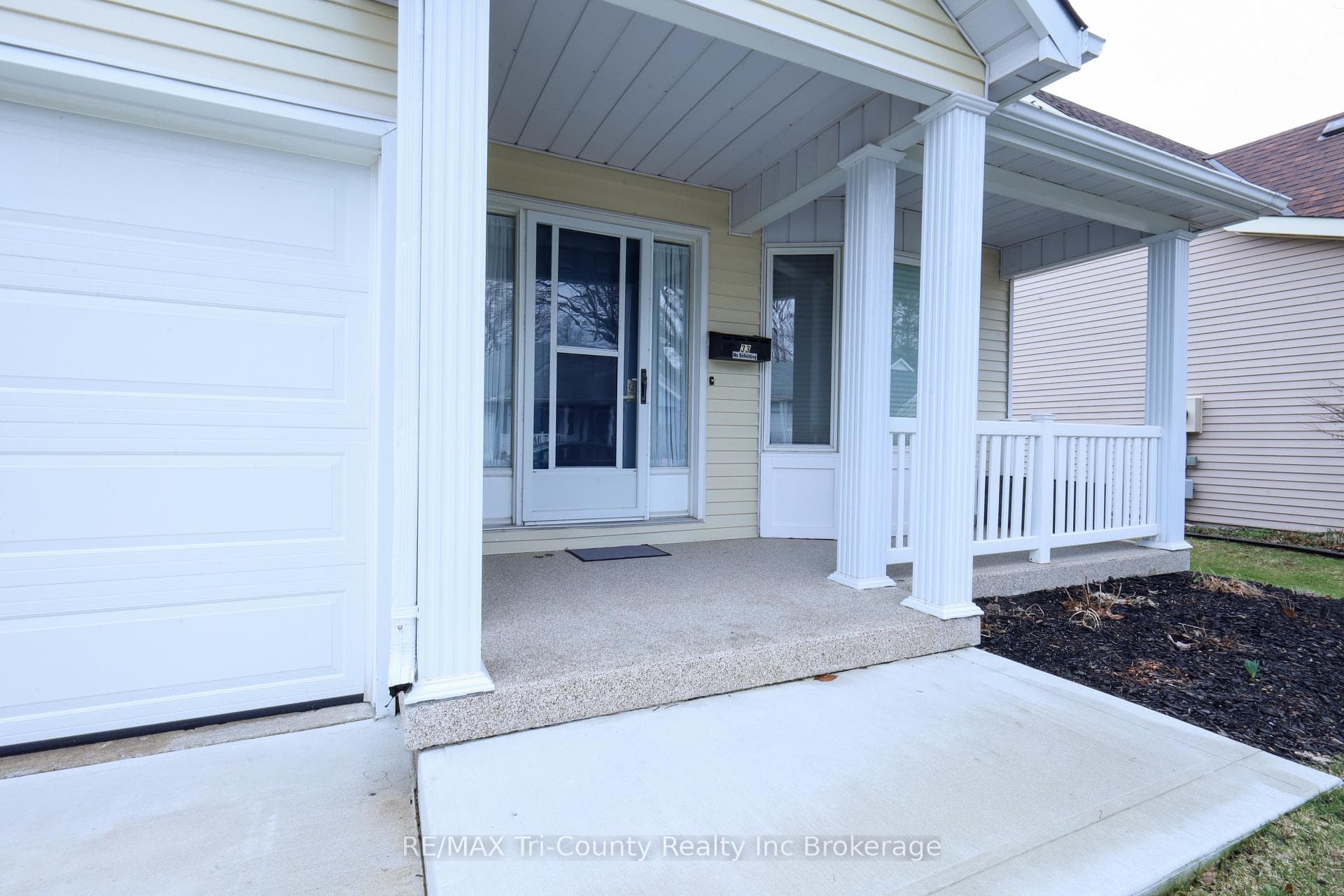 33 Wilkins Crescent photo 35