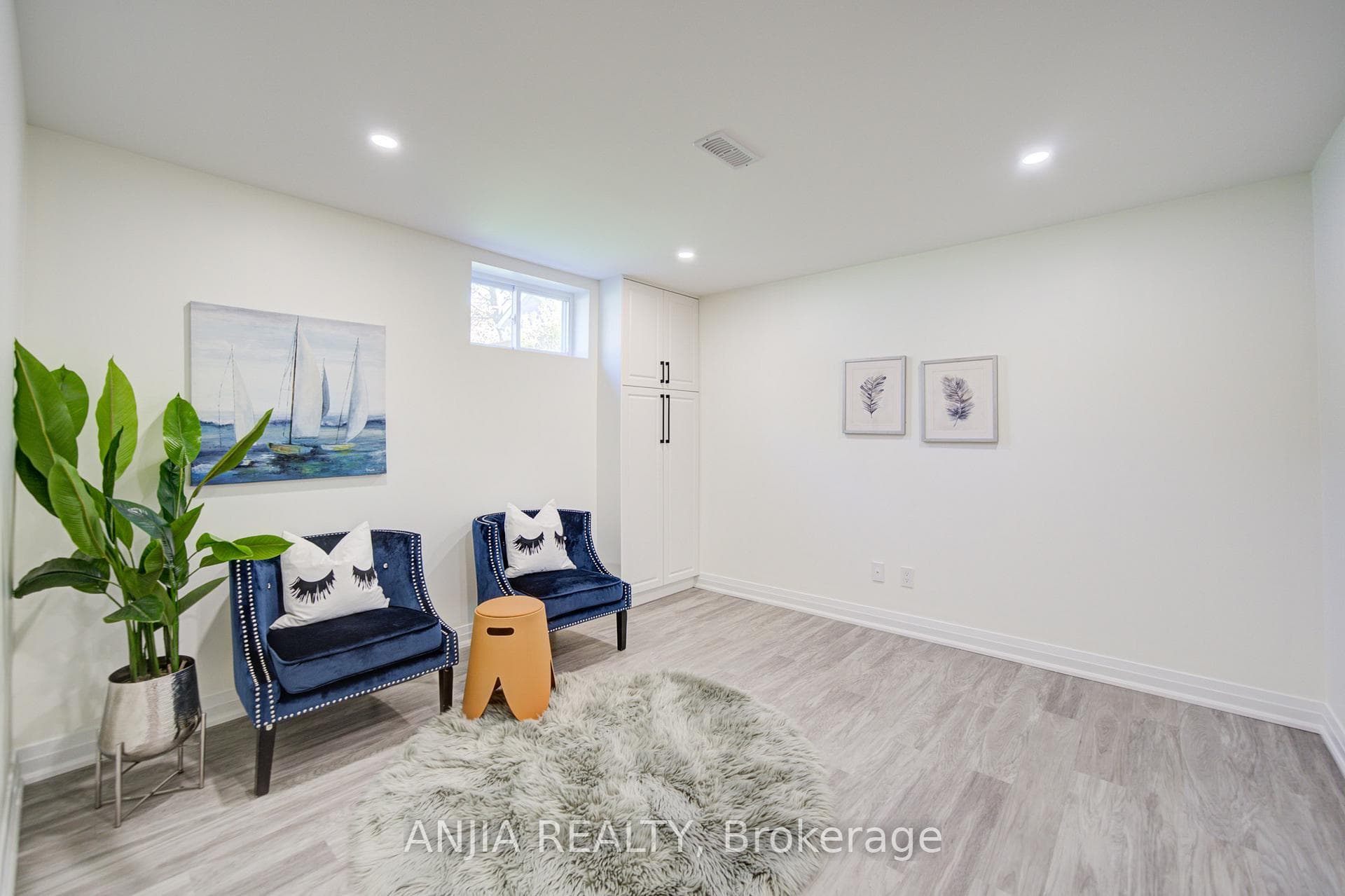 80 Southdale Drive photo 43