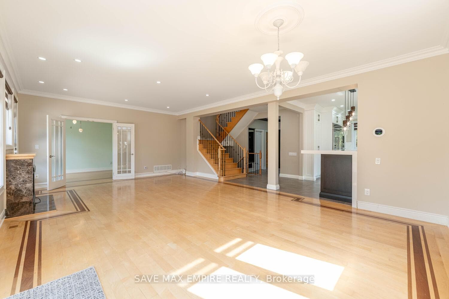 5230 Creditview Road photo 9