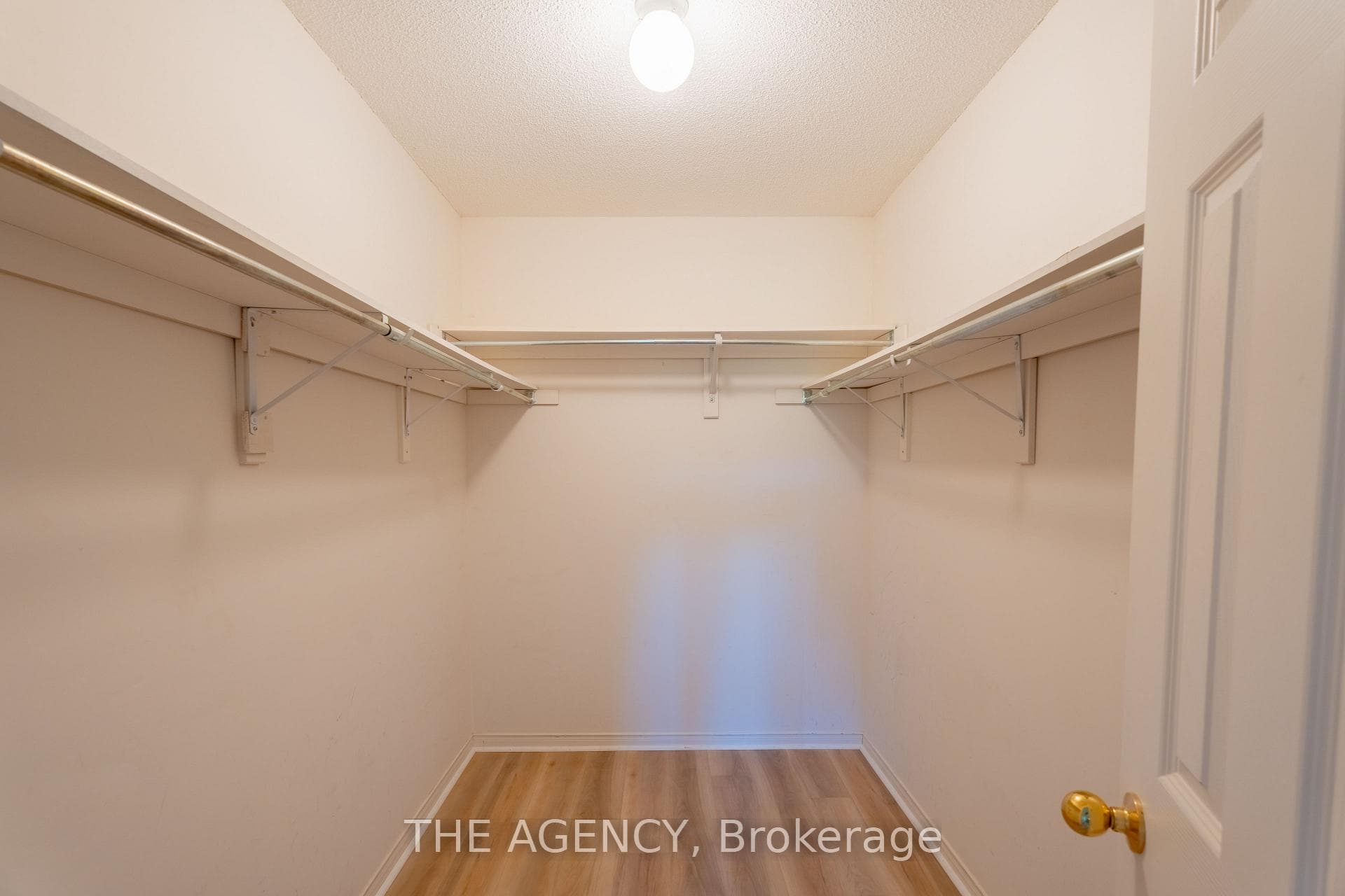 45 Silvervalley Drive Unit UPPER photo 28