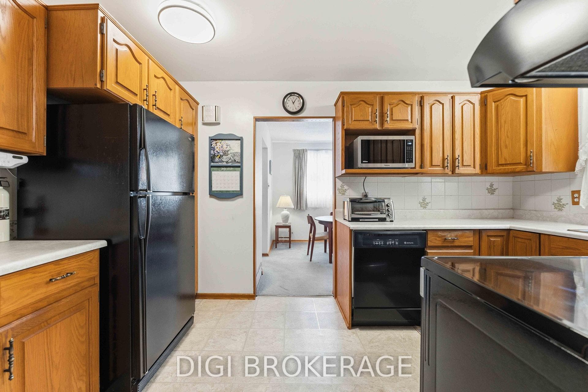 737 Southmore Drive photo 18