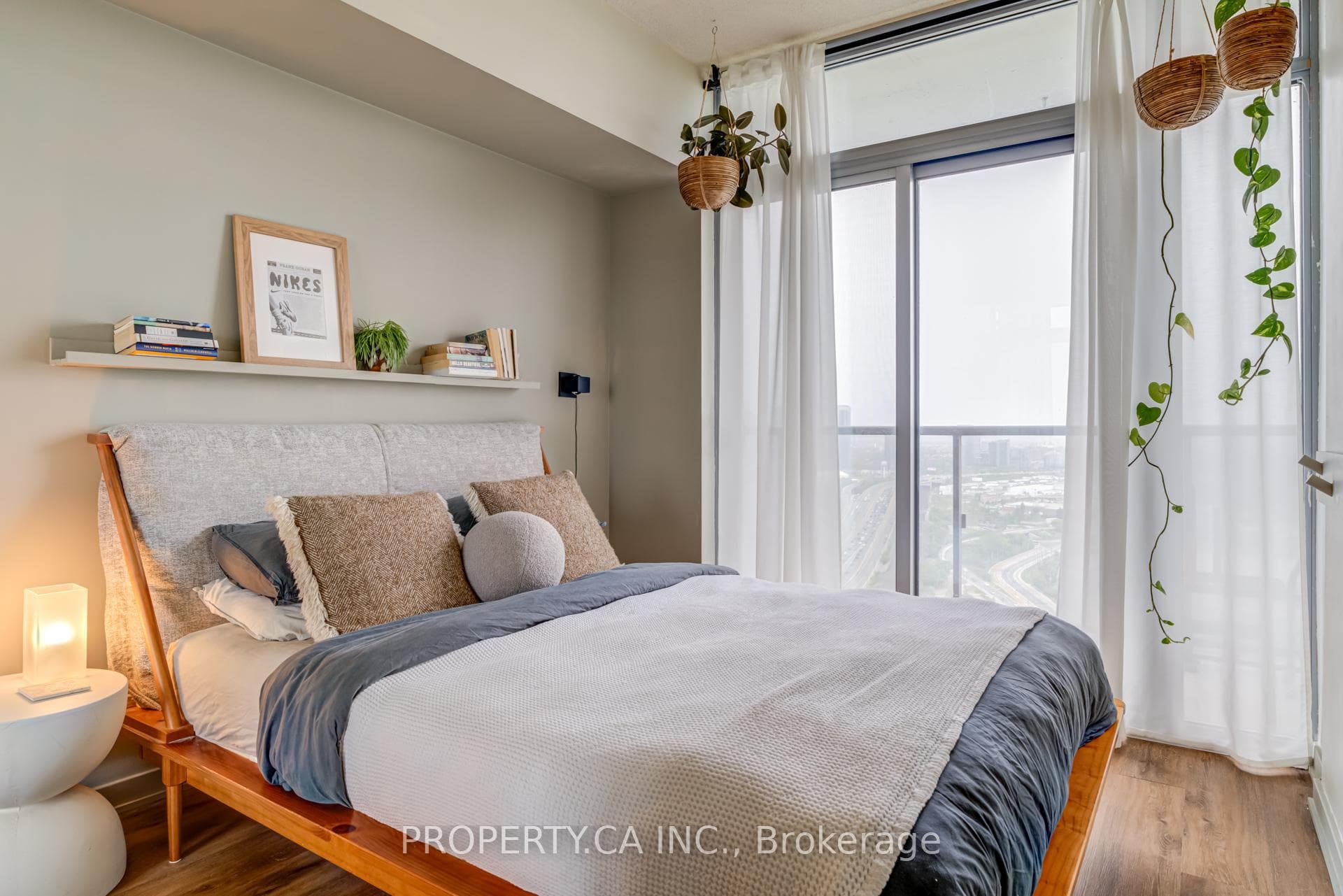 105 The Queensway N/A Unit 3110 photo 9
