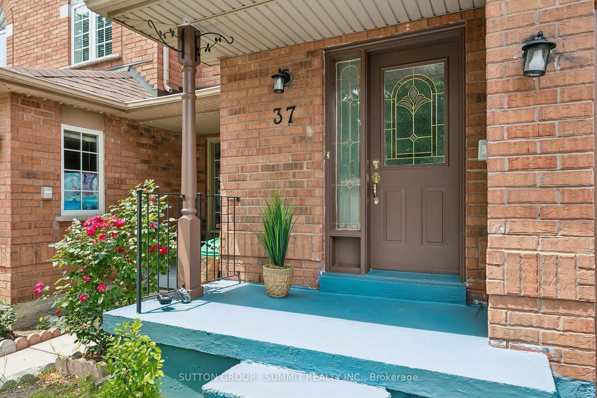 35 Malta Avenue Unit 37 photo 2