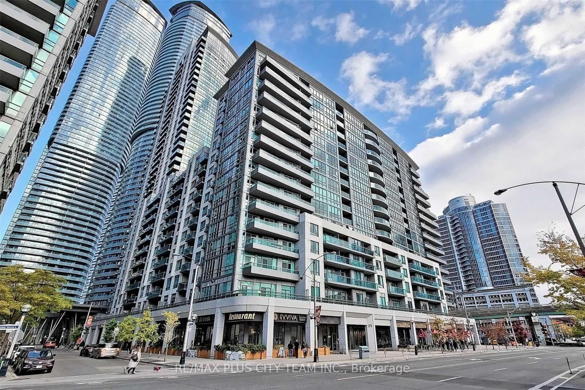 25 Lower Simcoe Street Unit 315 photo 1