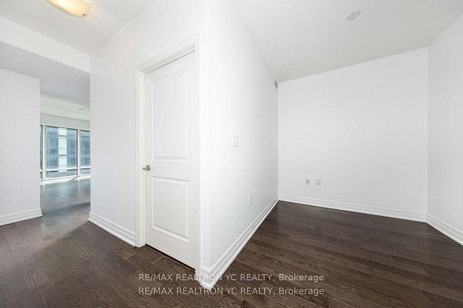 8 The Esplanade N/A Unit 3312 photo 20