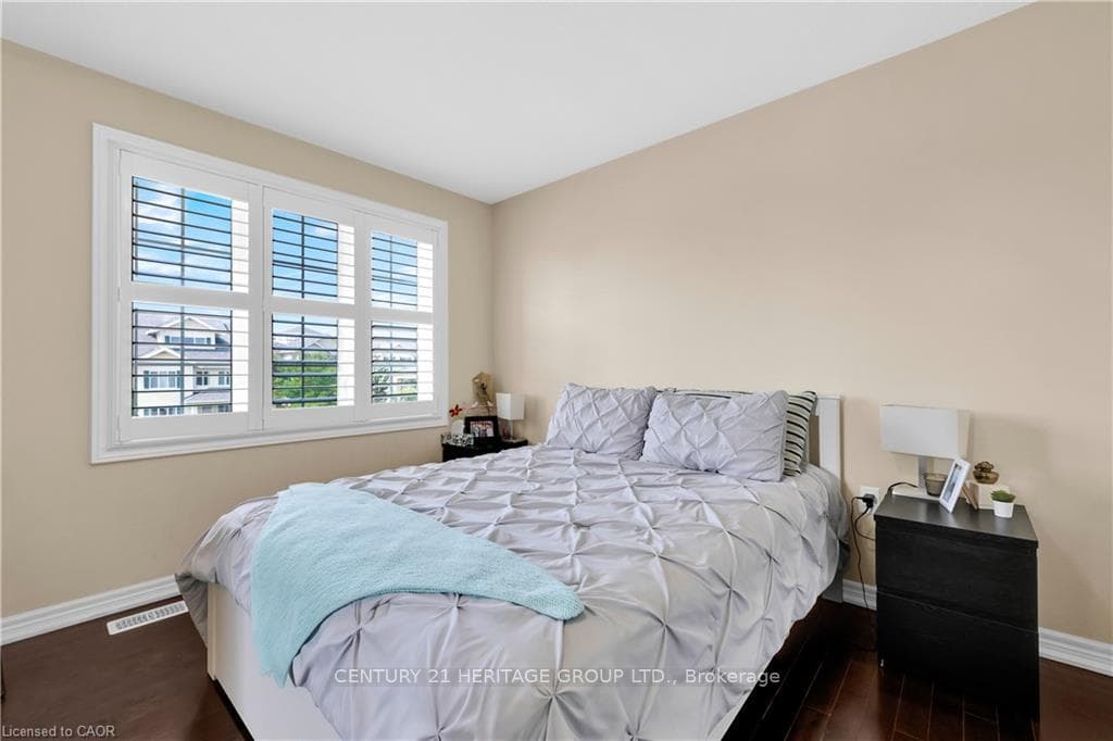 1354 Upper Sherman Avenue photo 16