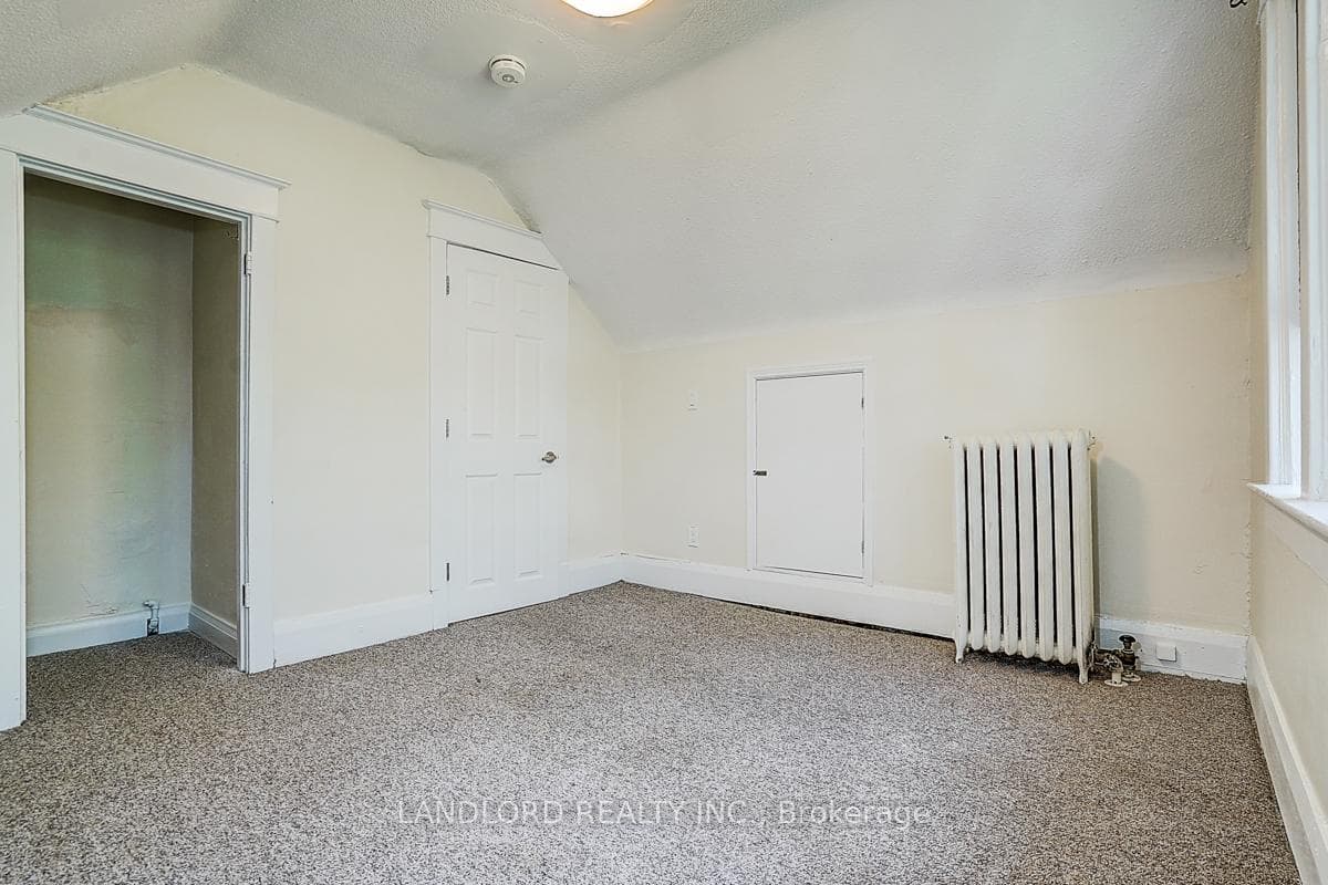 92 Neville Park Boulevard Unit Upper Unit photo 27