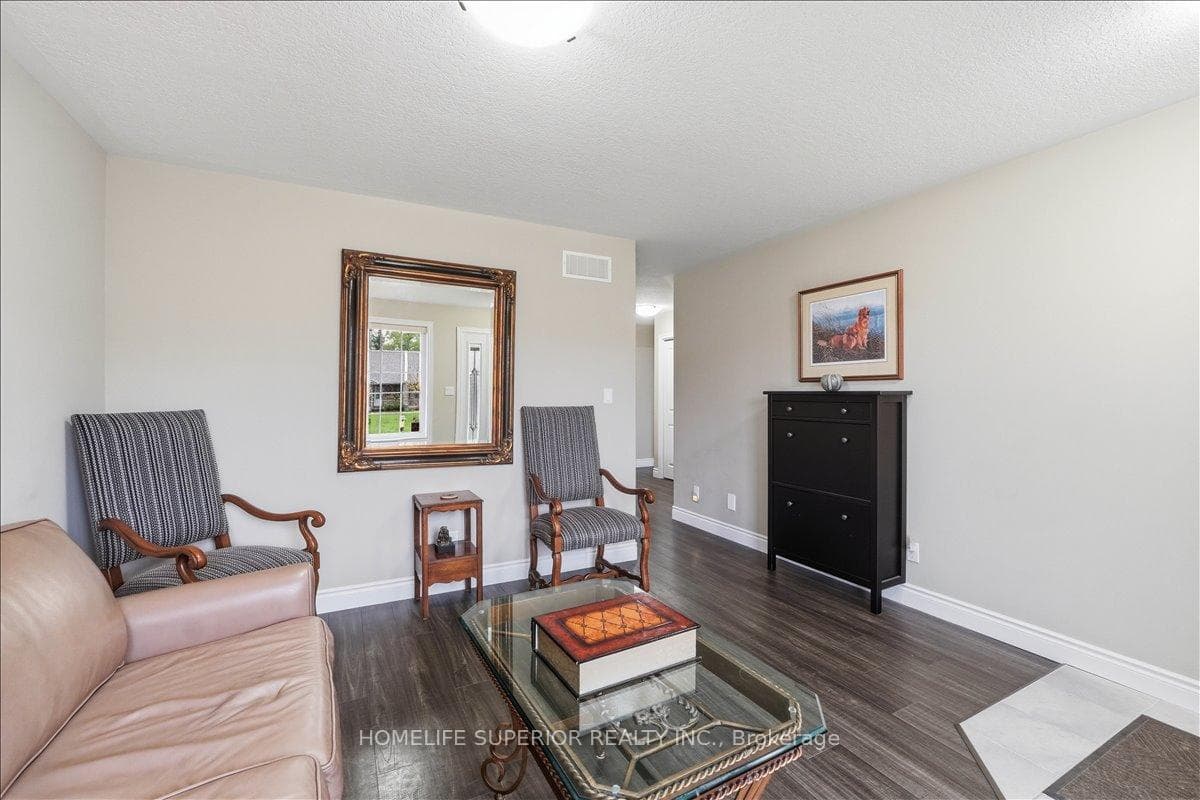 54 Aspen Drive photo 5