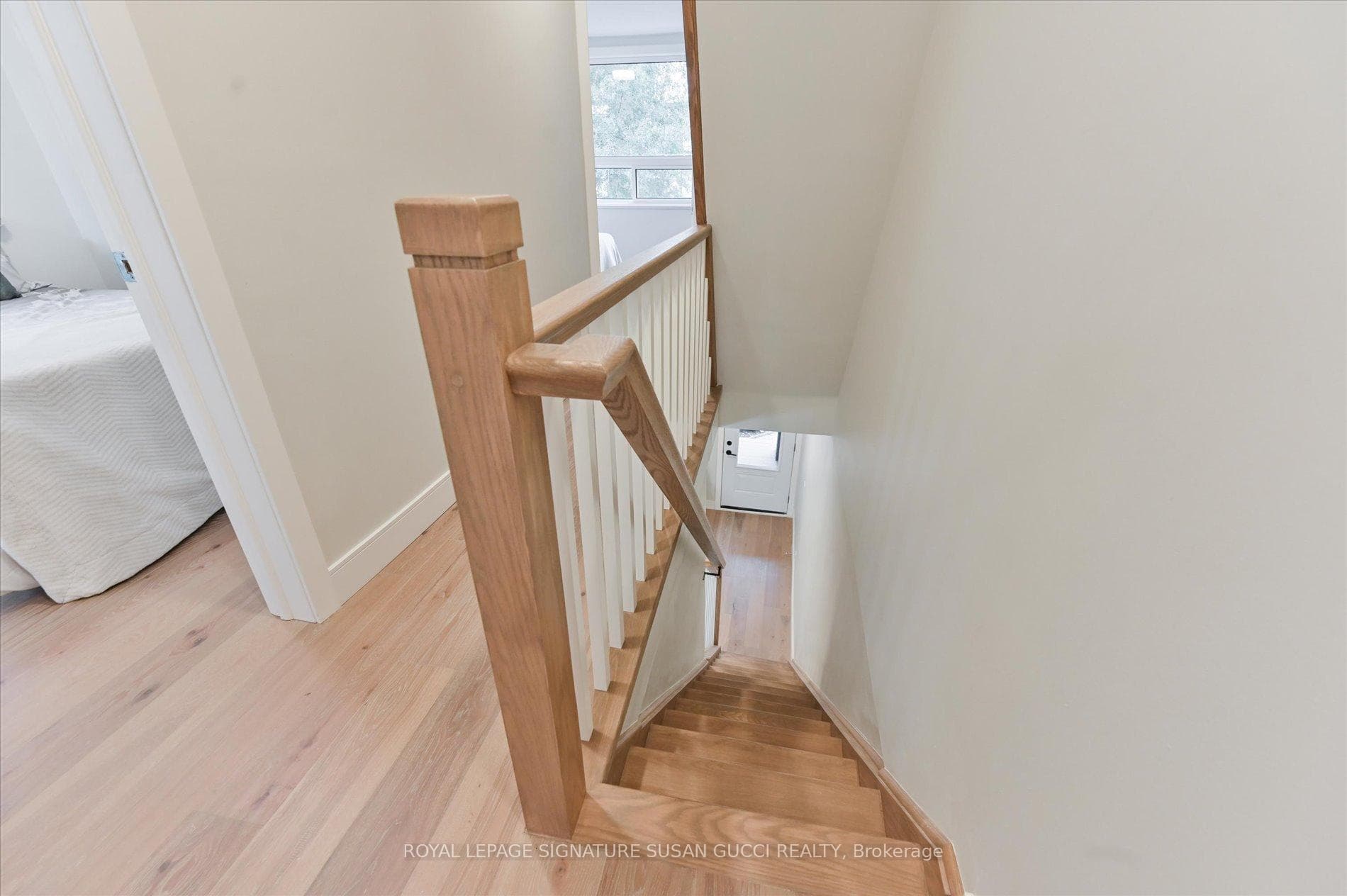 21 Frankdale Avenue photo 17