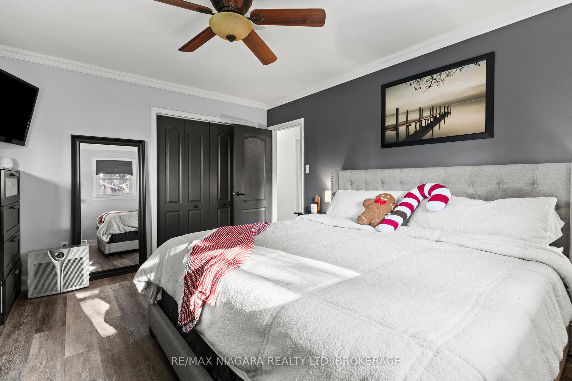 16 Peachtree Park photo 19