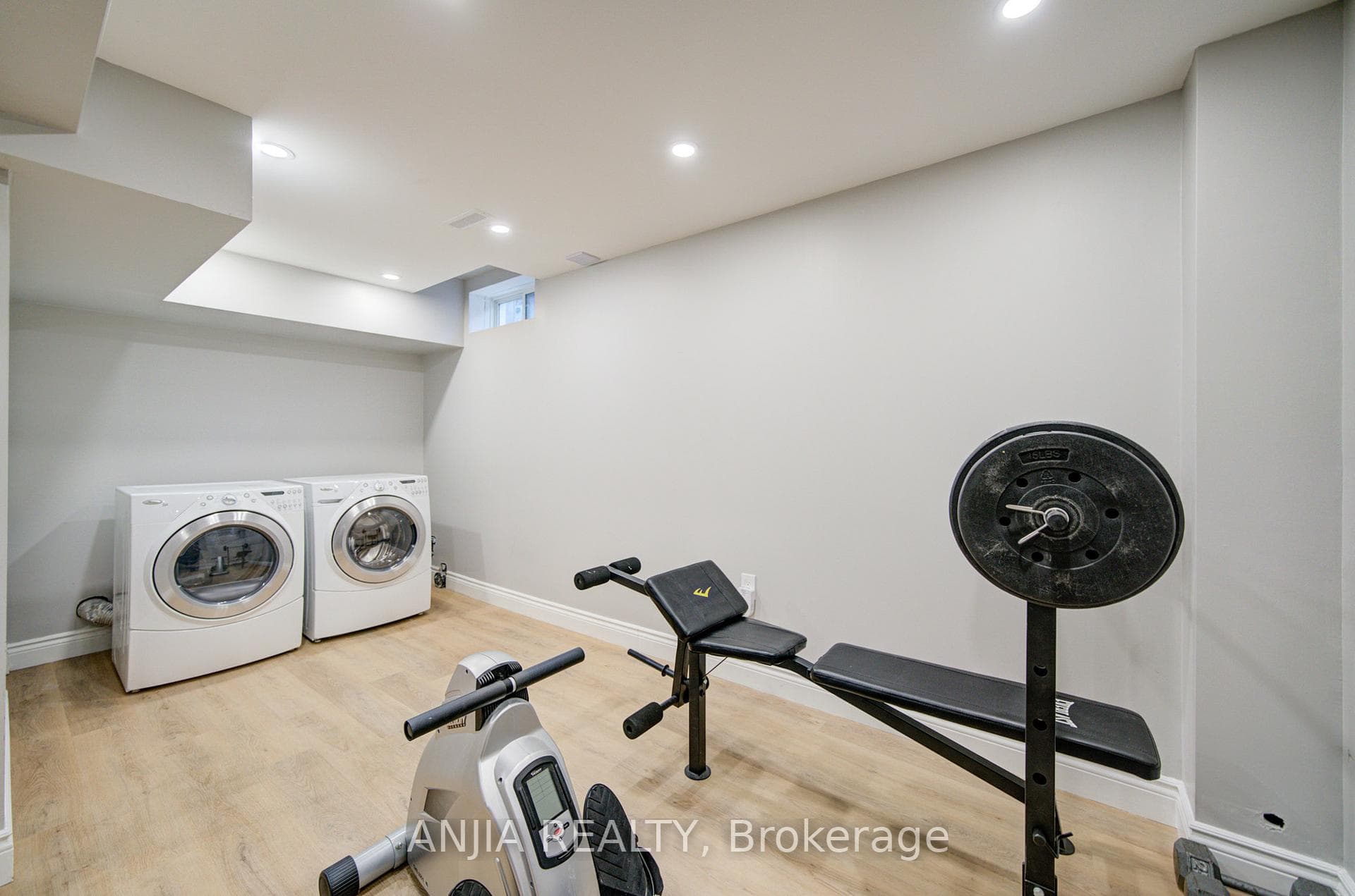 22 Kylemore Way photo 41