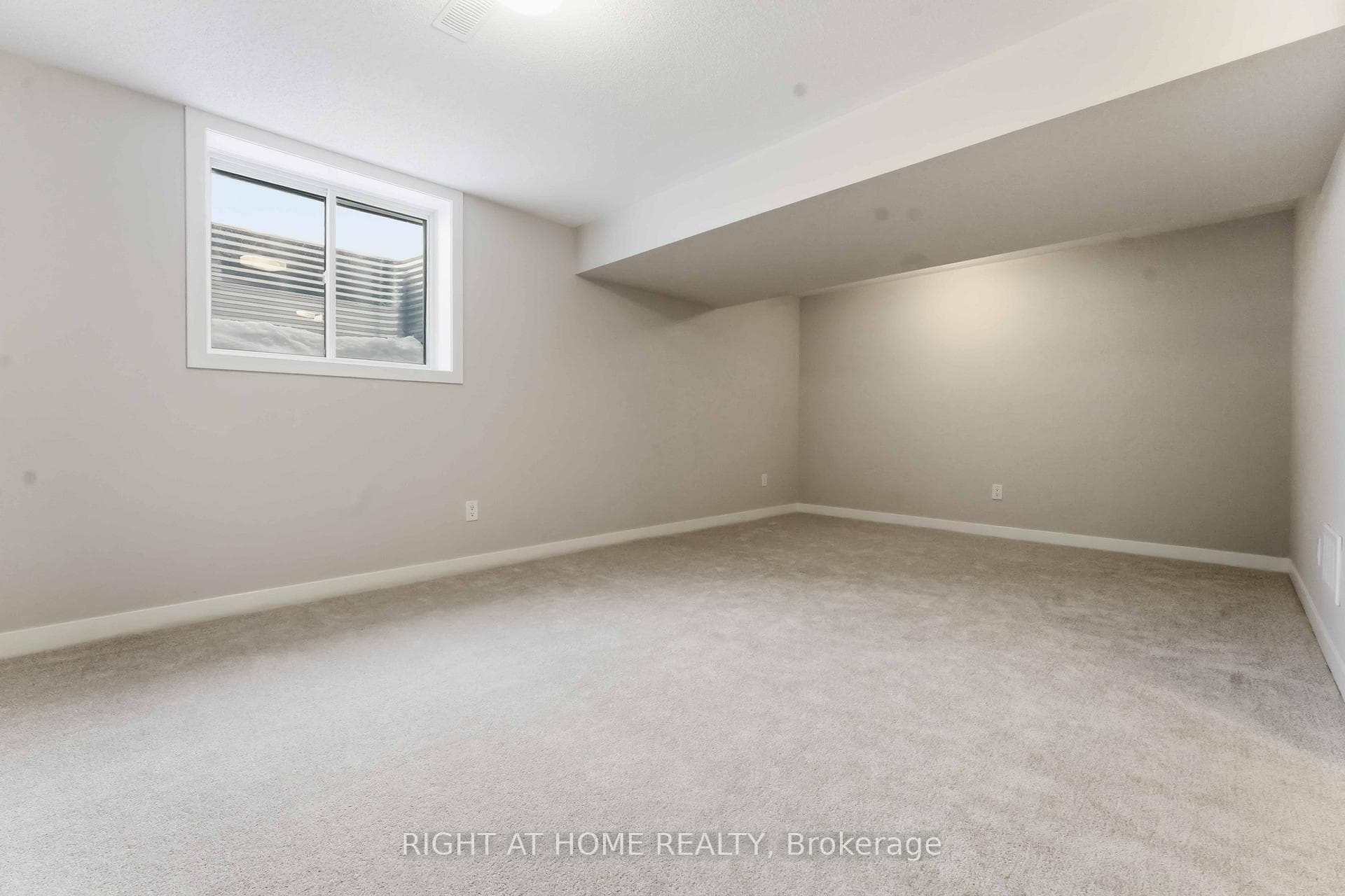 742 Tincture Place photo 31